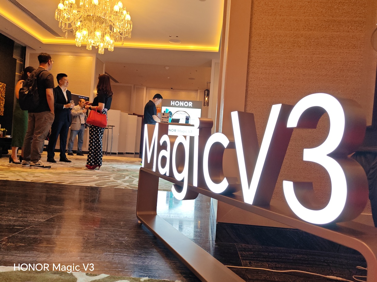 honormagicv3launchsg-magicv3sign