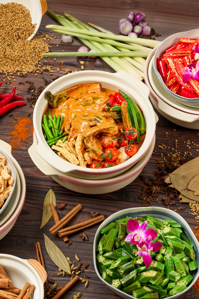 Seafood buffet Asian Market Café Fairmont Singapore halal certified