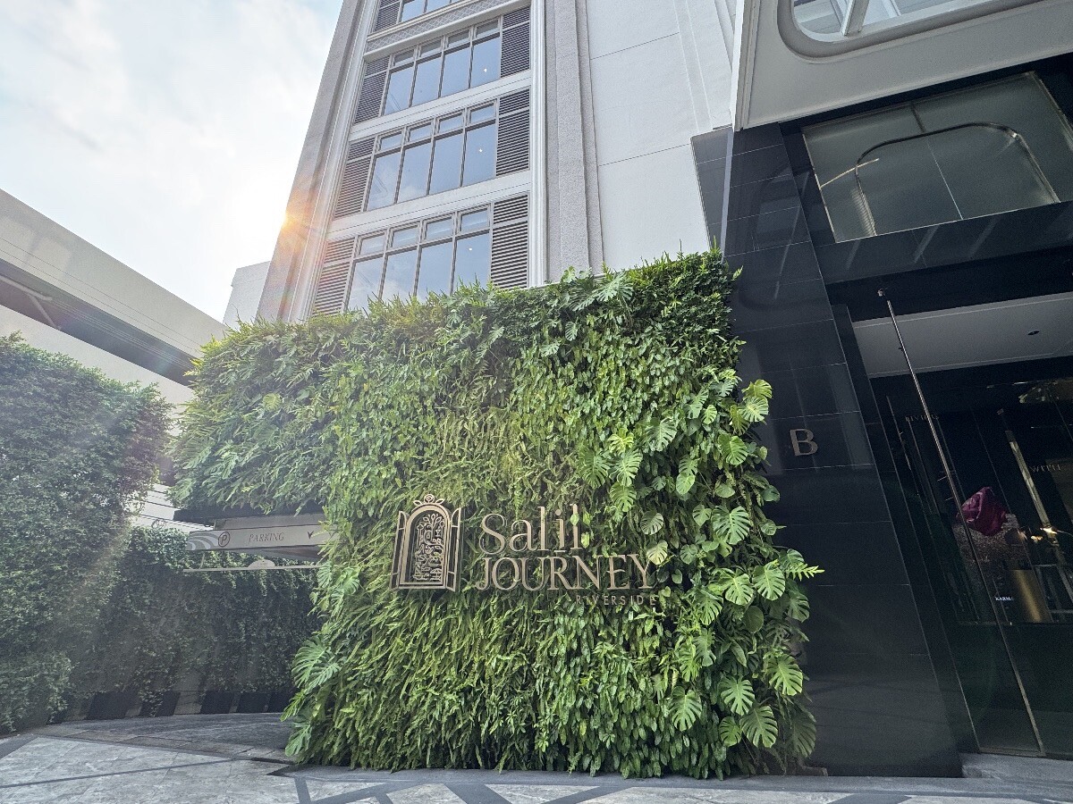 Thailand’s Chao Phraya River is known to be a rare premium sight seeing spot for hotels goers 