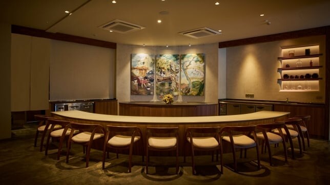 ASIN Singapore counter seating
