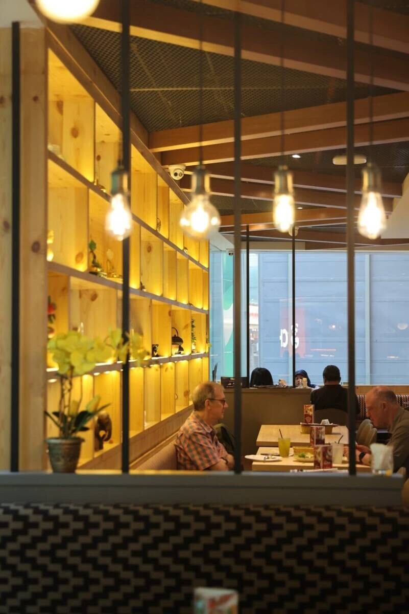 Central Thai restaurant dining room interior at Changi Airport Terminal 3