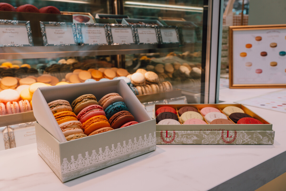 Laduree Pop-up Changi Airport Terminal 3 macarons