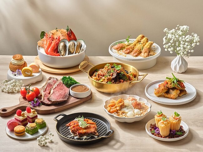 Taste of the Ocean lunch buffet spread at Crossroads Buffet Orchard Road