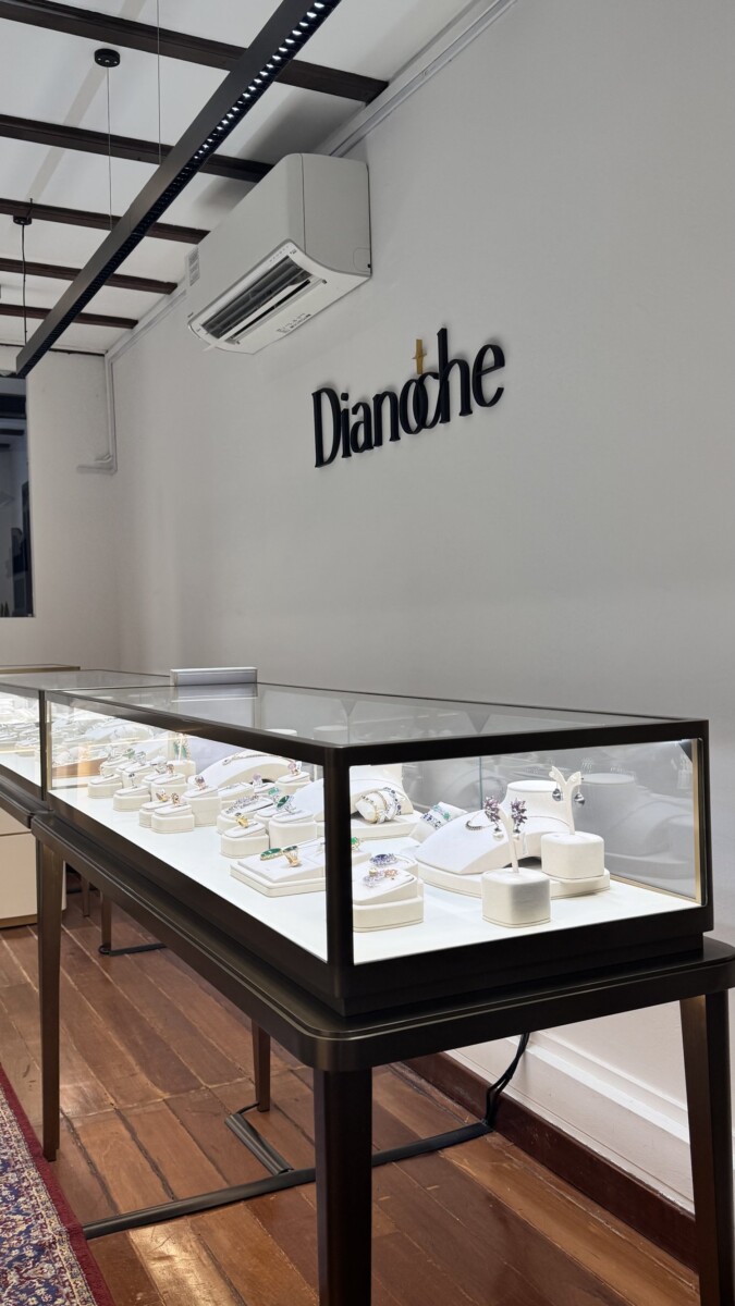 Diamond verification at Dianoche using laboratory-grade technology