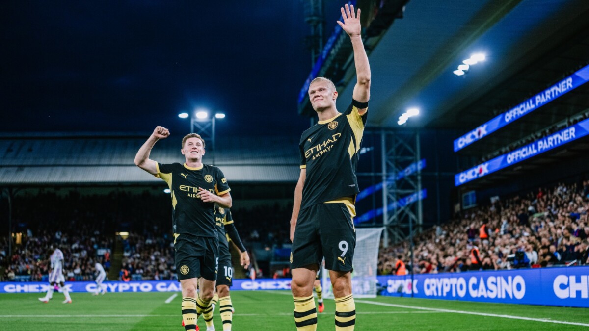 Erling Haaland celebrates after scoring against Crystal Palace at Selhurst Park on Friday