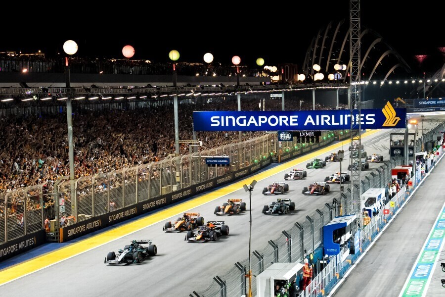 F1 Singapore Grand Prix 2026 race night Marina Bay