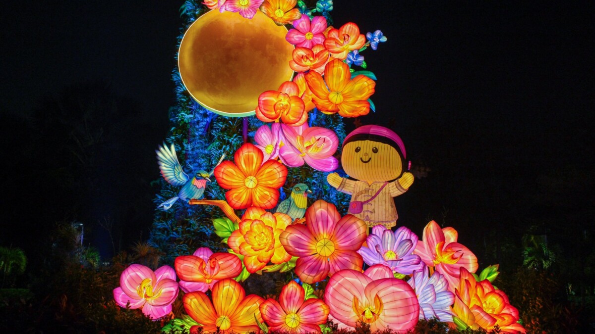 Moonlit Garden lantern display at Gardens by the Bay Mid-Autumn 2026
