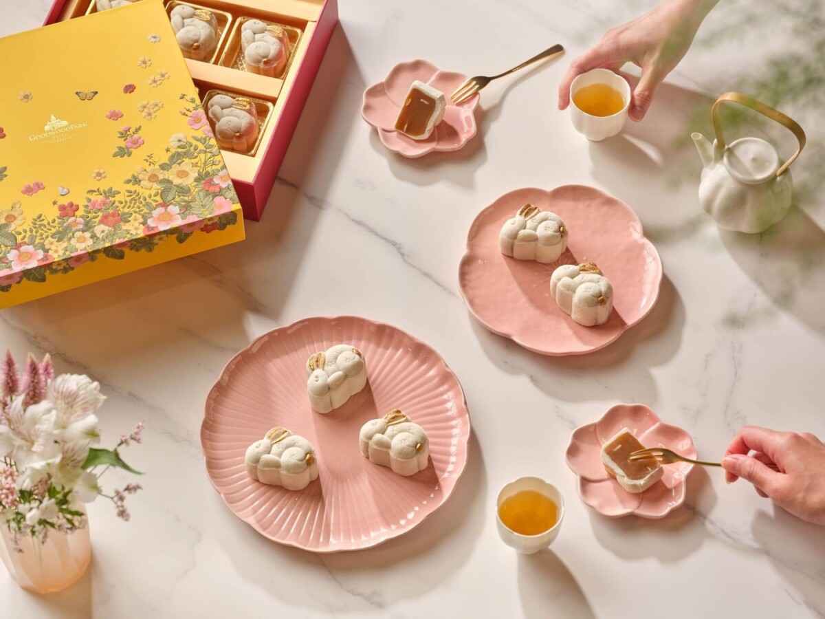 Hotel mooncake early bird Jade Bunny snowskin set at Goodwood Park Hotel