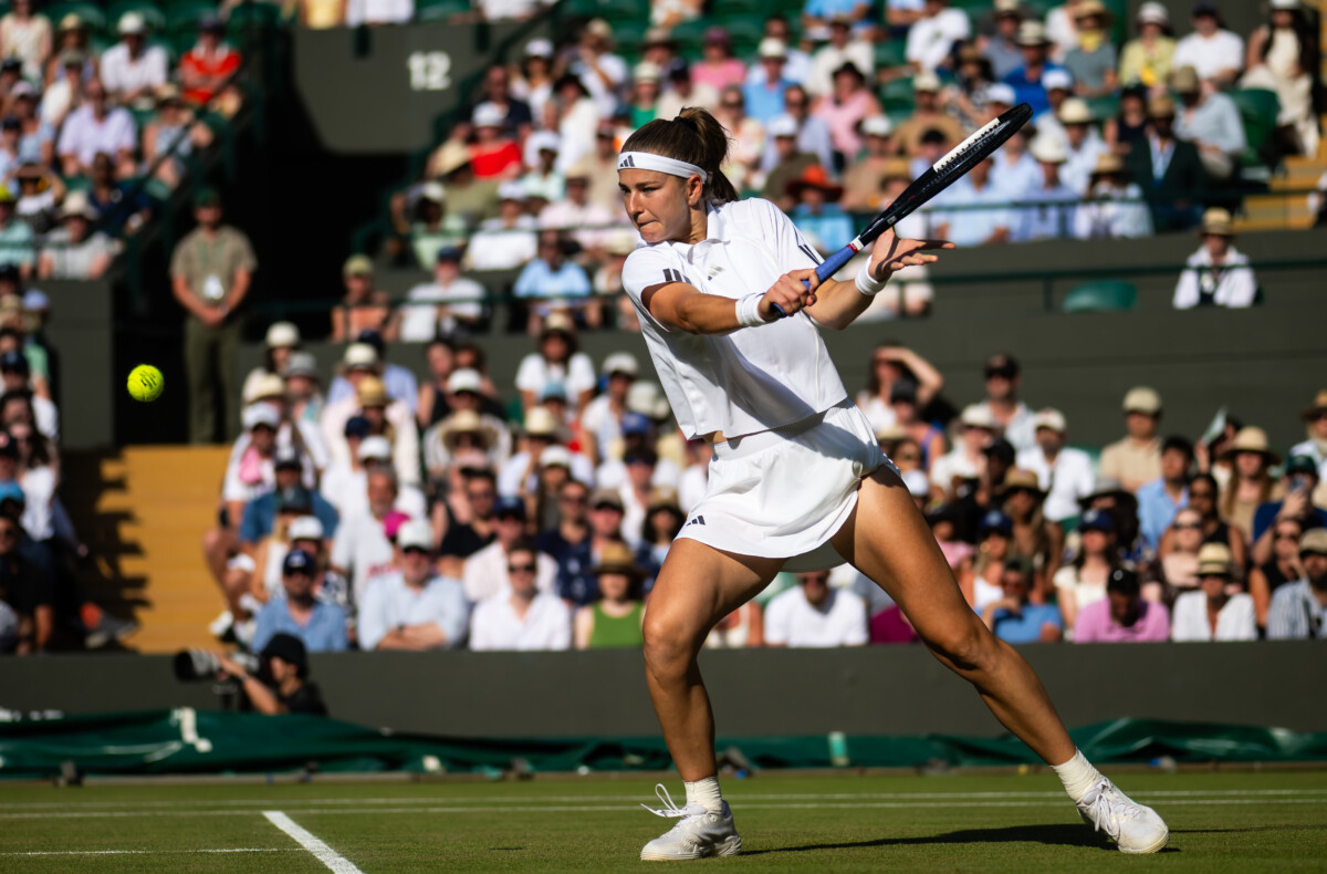 Karolina Muchova Wimbledon 2026 women's final Centre Court