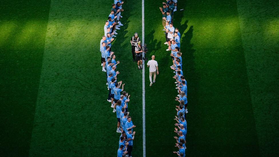 EPL final day 2026 Pep Guardiola guard of honour at the Etihad