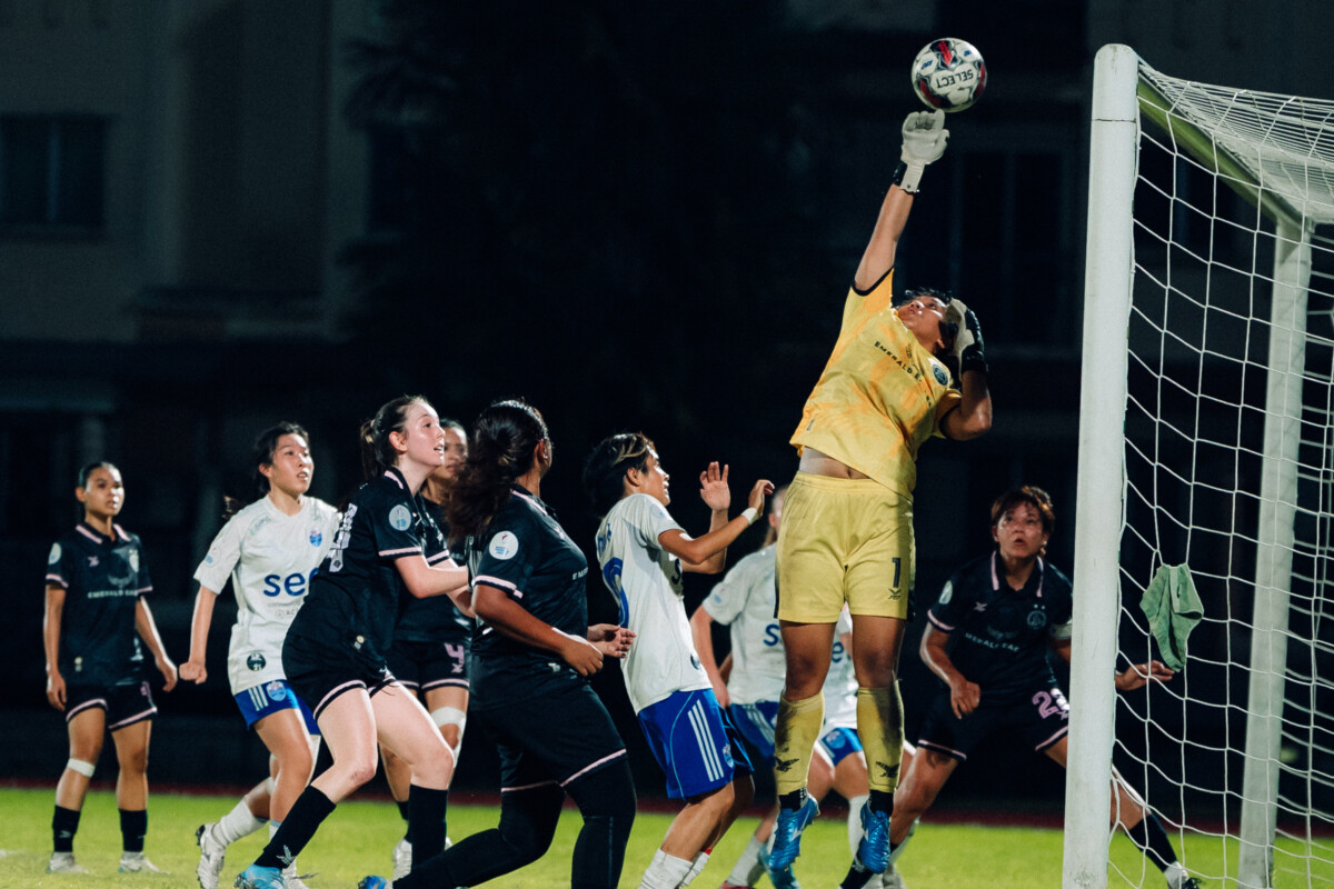 Lion City Sailors Women defend against Geylang International