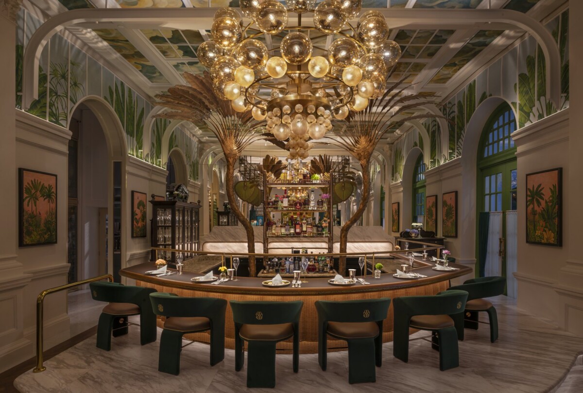 Dining room and bar at 1887 by André, Raffles Singapore