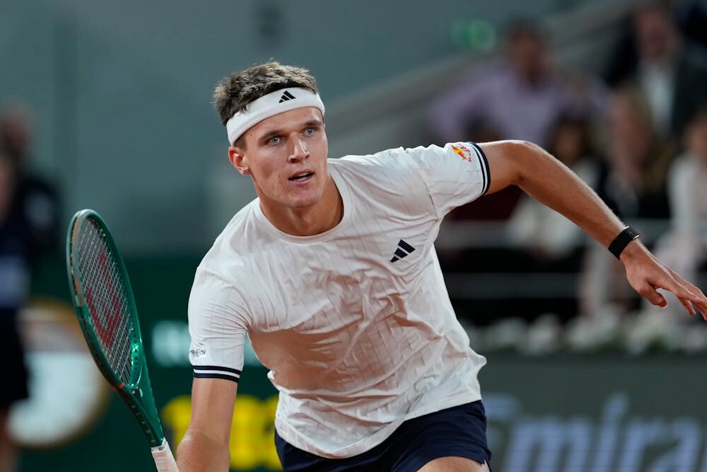 Jakub Mensik Roland Garros 2026 semifinals qualifier