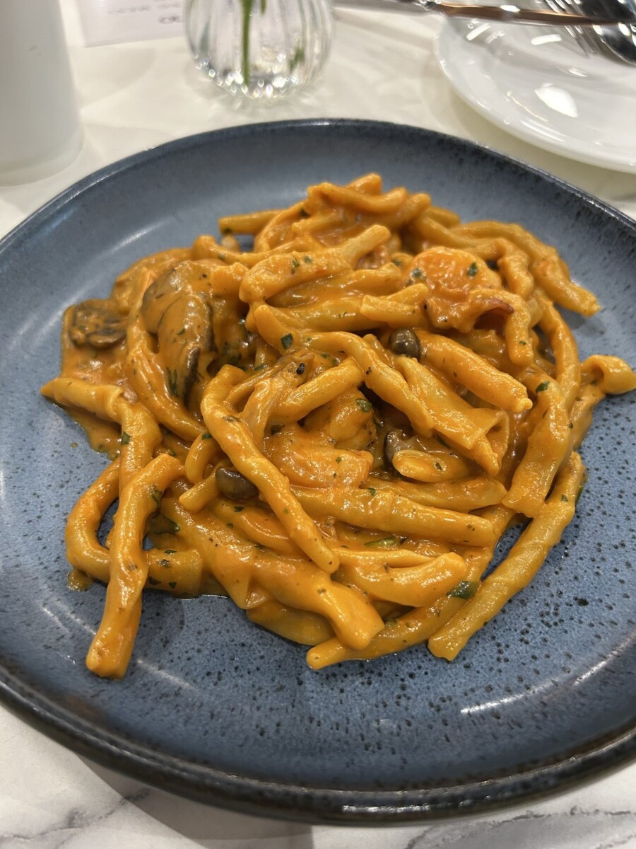 Mimmo Bakery Singapore strozzapretti alla Gigi fresh pasta dish