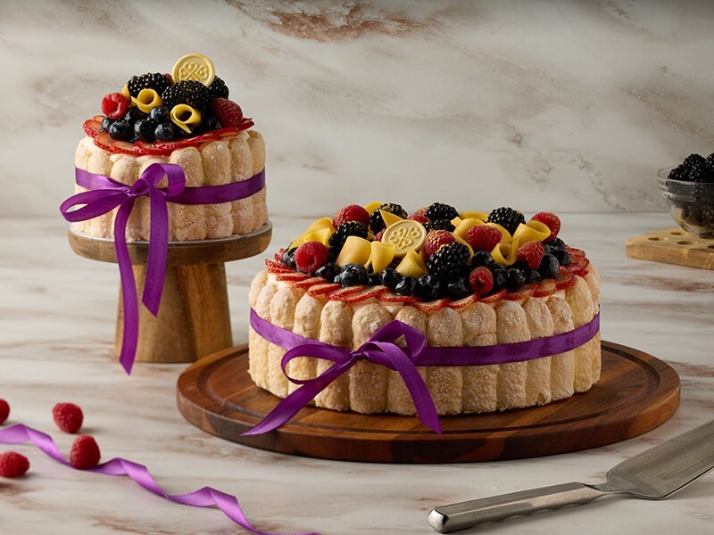 MIMMO's mango charlotte cake. Image: MIMMO Bakery Singapore