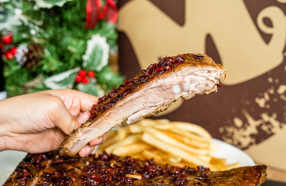 Morganfield's signature dish in Singapore alongside the Angus ribeye deal