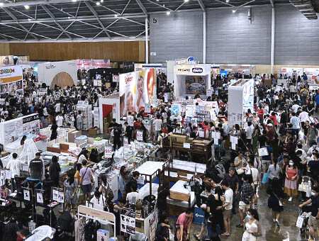 Shoppers crowd the aisles of the Mummys Market baby fair at Singapore EXPO