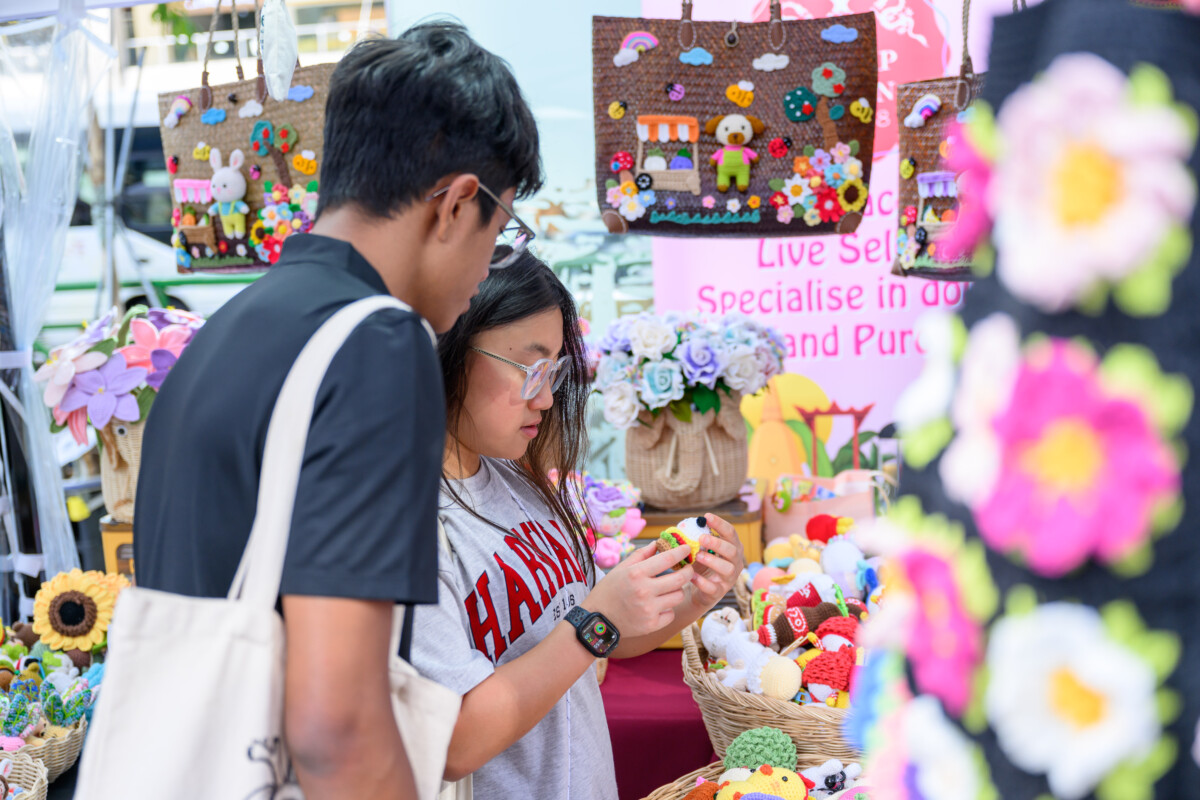 Night At Orchard pop-up booths
