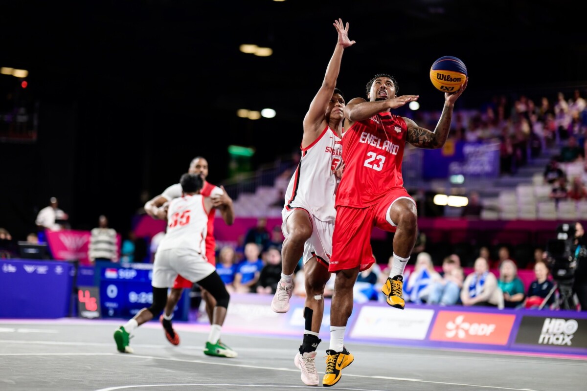 Singapore captain Nur Aufa Emil Putra attempts a block against England at the 2026 Commonwealth Games