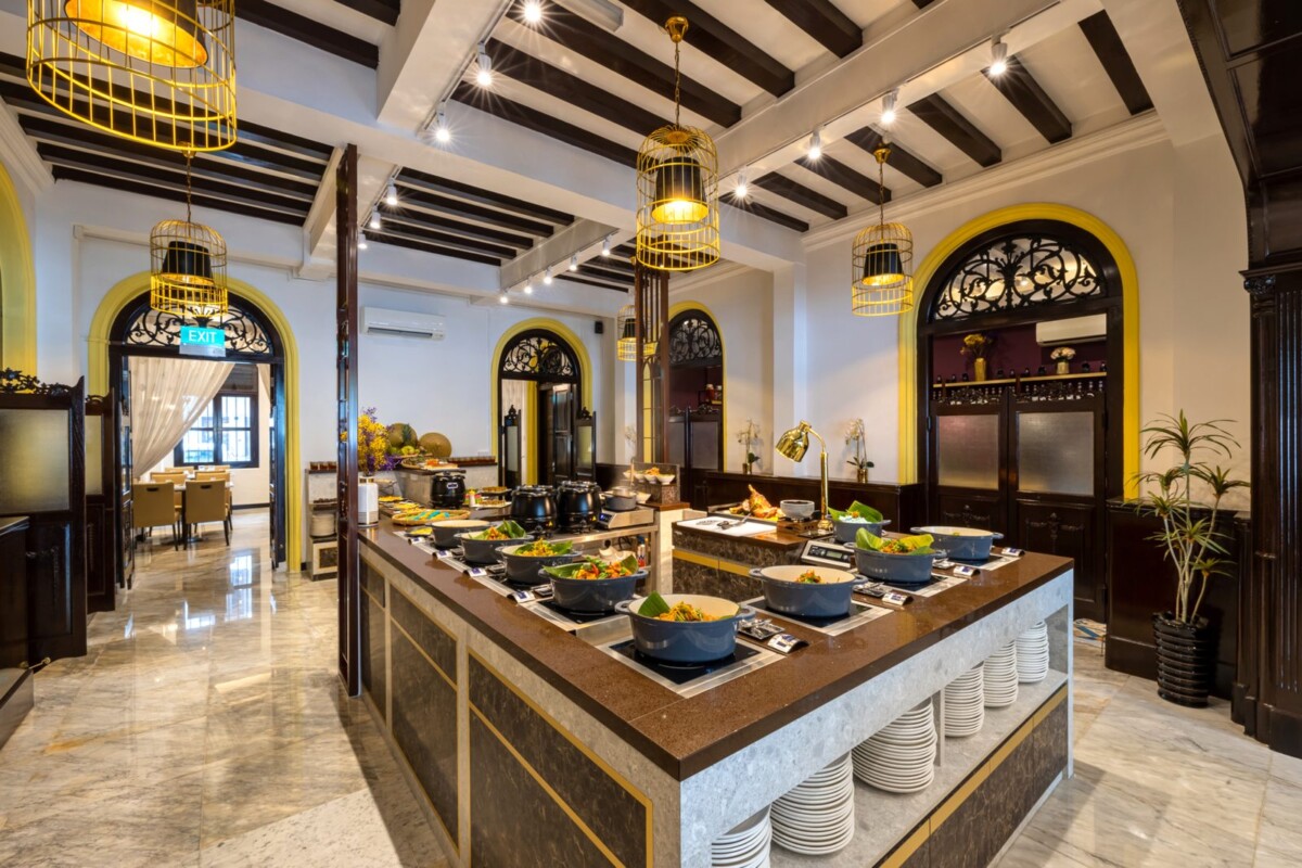 Permata SG61 halal buffet spread of local dishes at Gedung Kuning