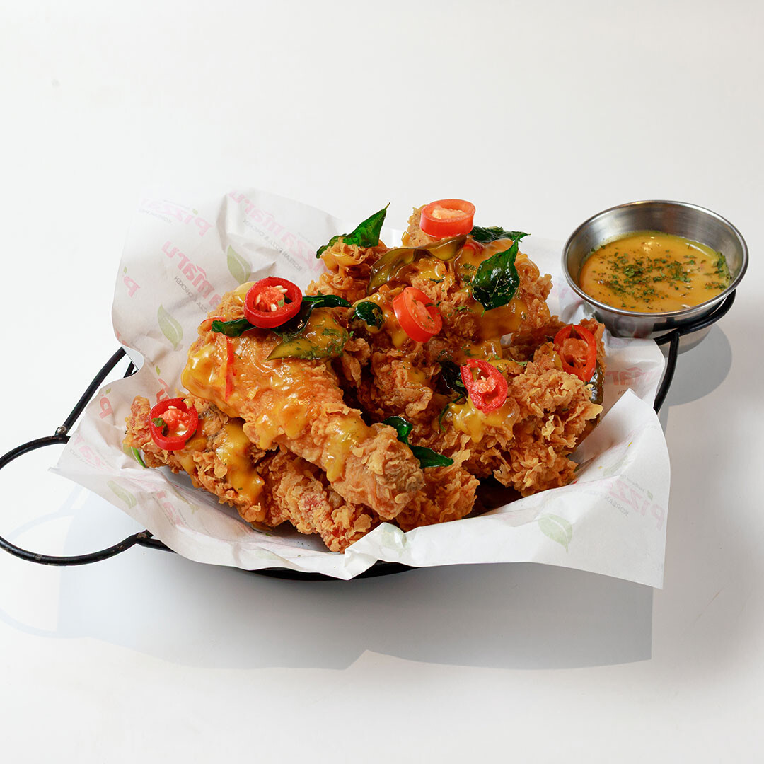 Pizza Maru Changi T2 Golden Salted Egg Fried Chicken