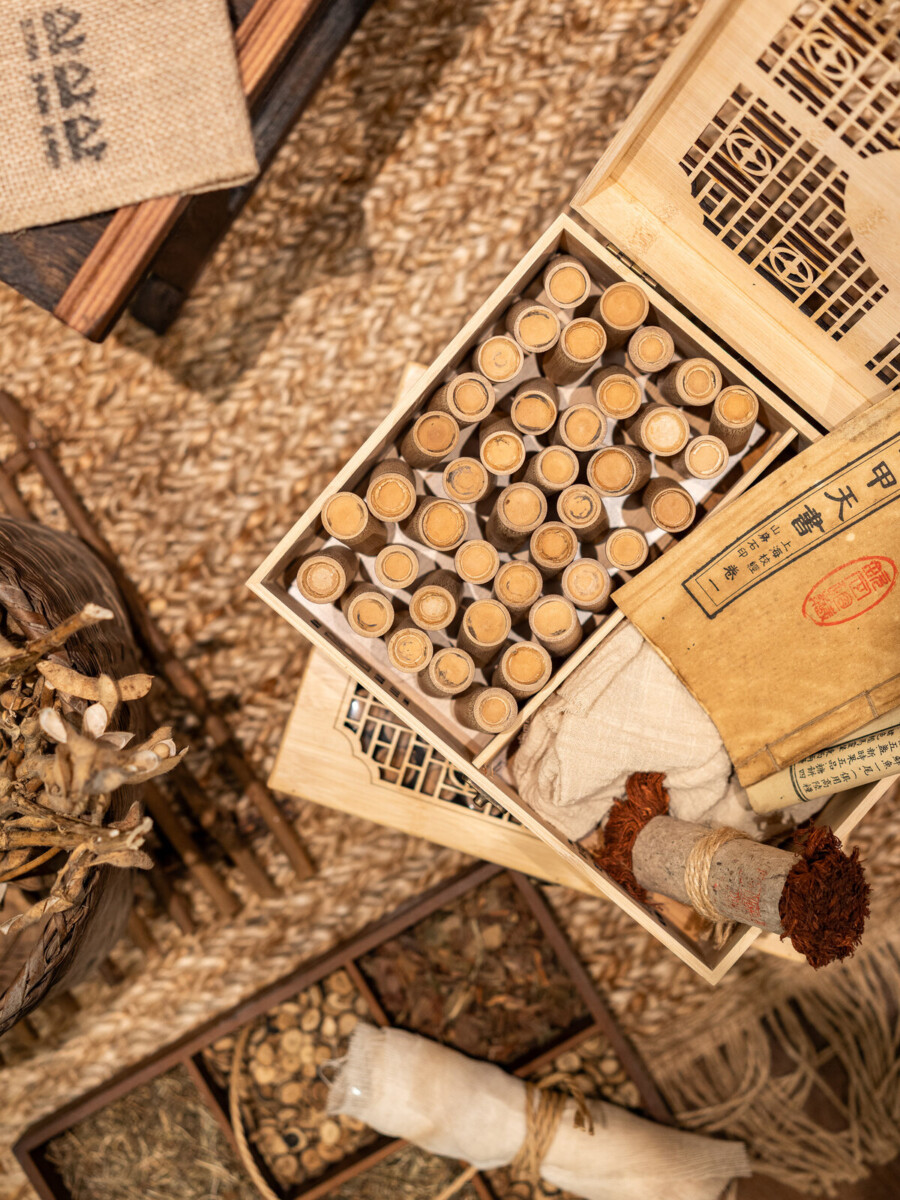 Korean herbal ingredients used in SAM SAM SAM samgyetang formulations