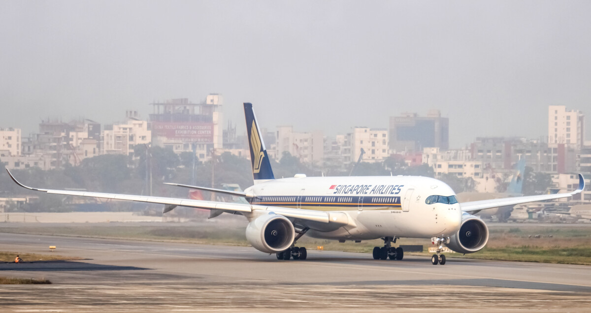 Singapore Airlines aircraft for Colombo flights