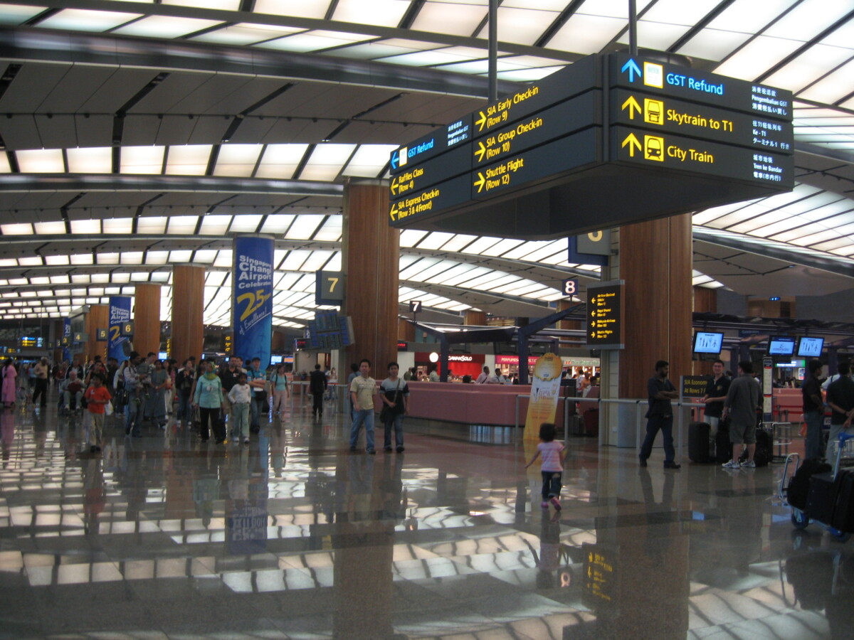 Changi Airport departure hall Singapore Airlines Colombo