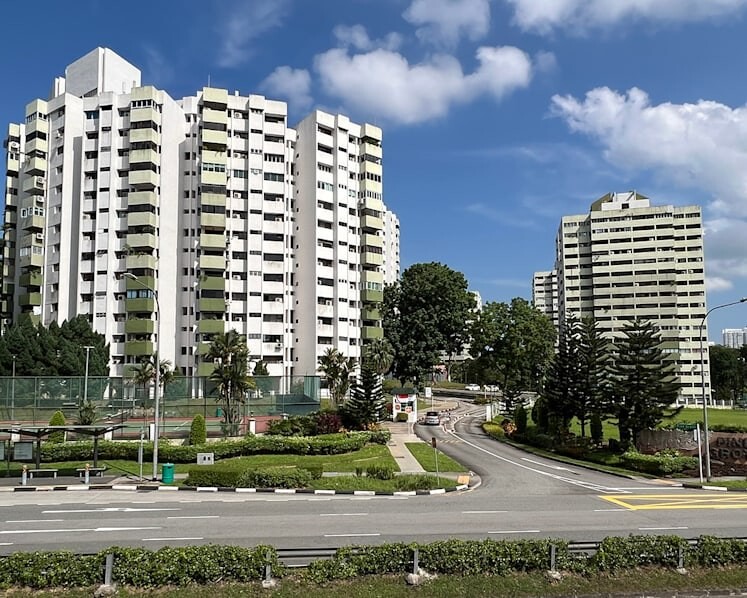 Private condominium blocks and greenery in Singapore residential estate