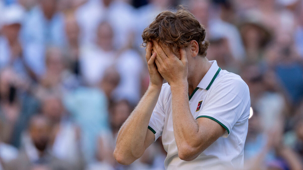 Sinner and Zverev in action at Wimbledon 2026 final