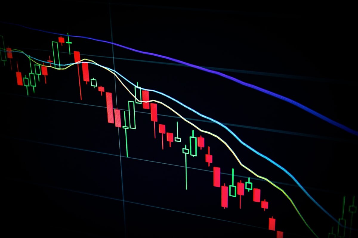 S&P 500 Record Close Above 7,000 | ASML Earnings Beat | LBRD