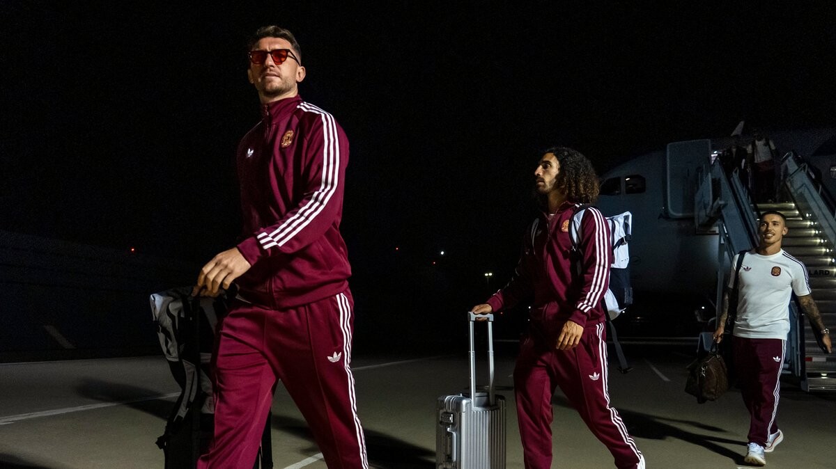 Spain national team arrive in Dallas for World Cup 2026 semi-final
