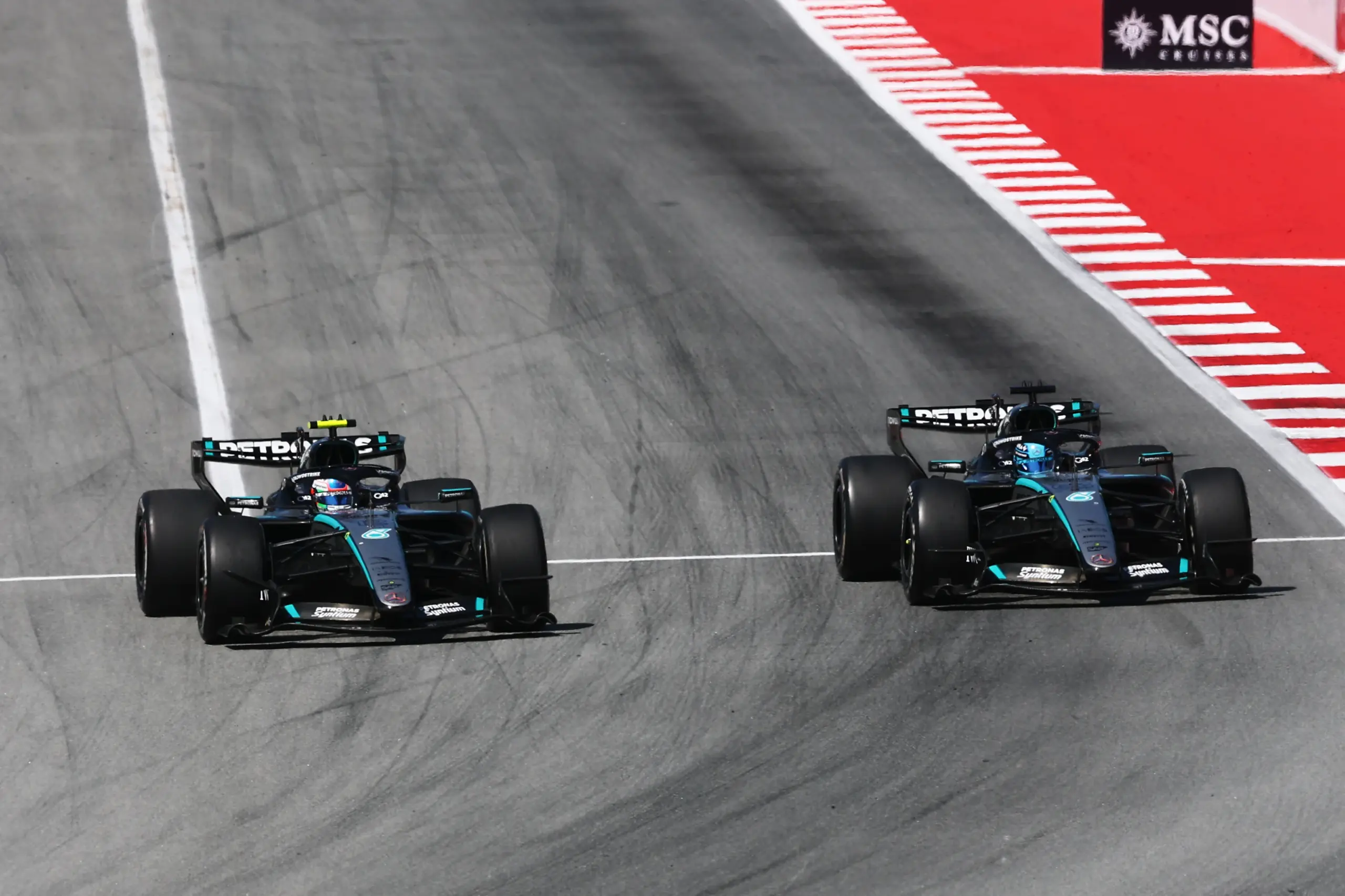 Kimi Antonelli is forced to retire from the Spanish Grand Prix 2026 with an electrical failure on lap 62