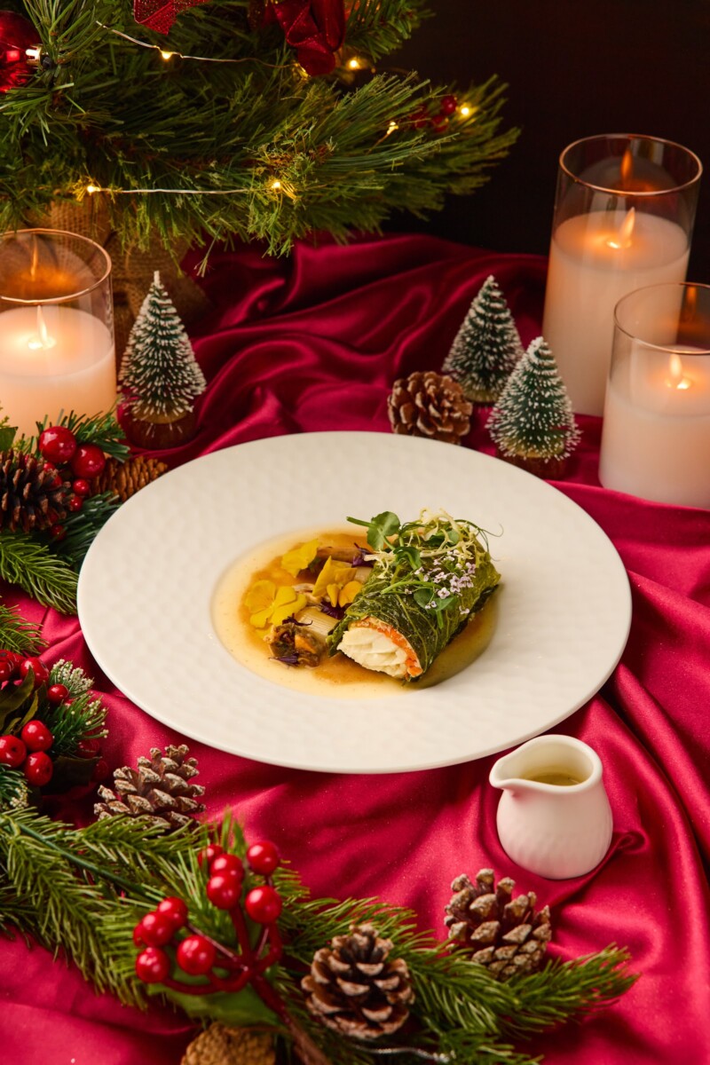 Sea Perch with savoy cabbage, charred leeks and mussels at Tablescape