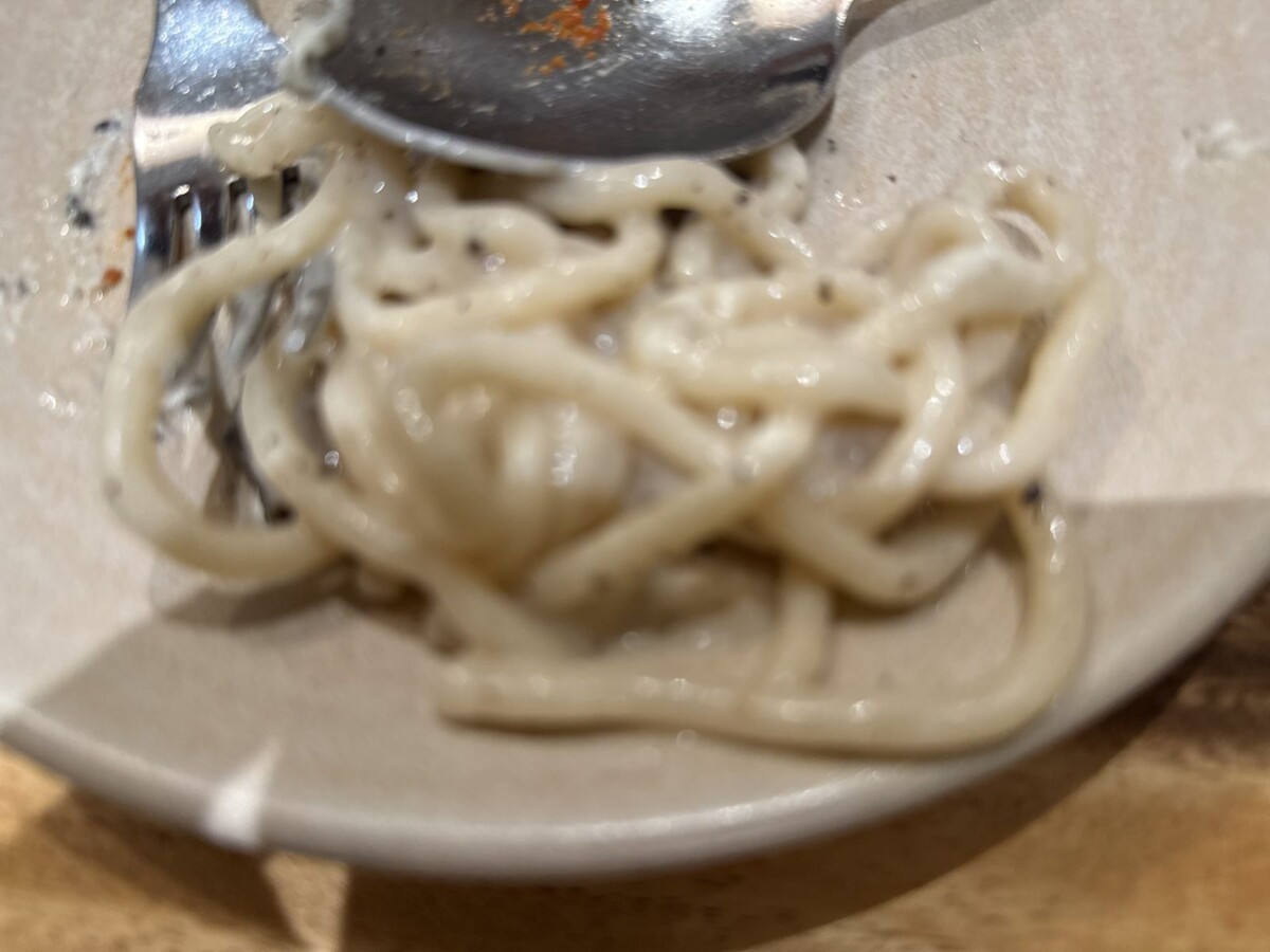 Cacio e Pepe pasta close-up at Tutto by Da Paolo Jewel Changi