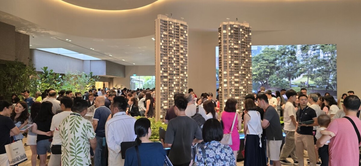 Singapore Q1 2026 property market new launch show gallery crowd