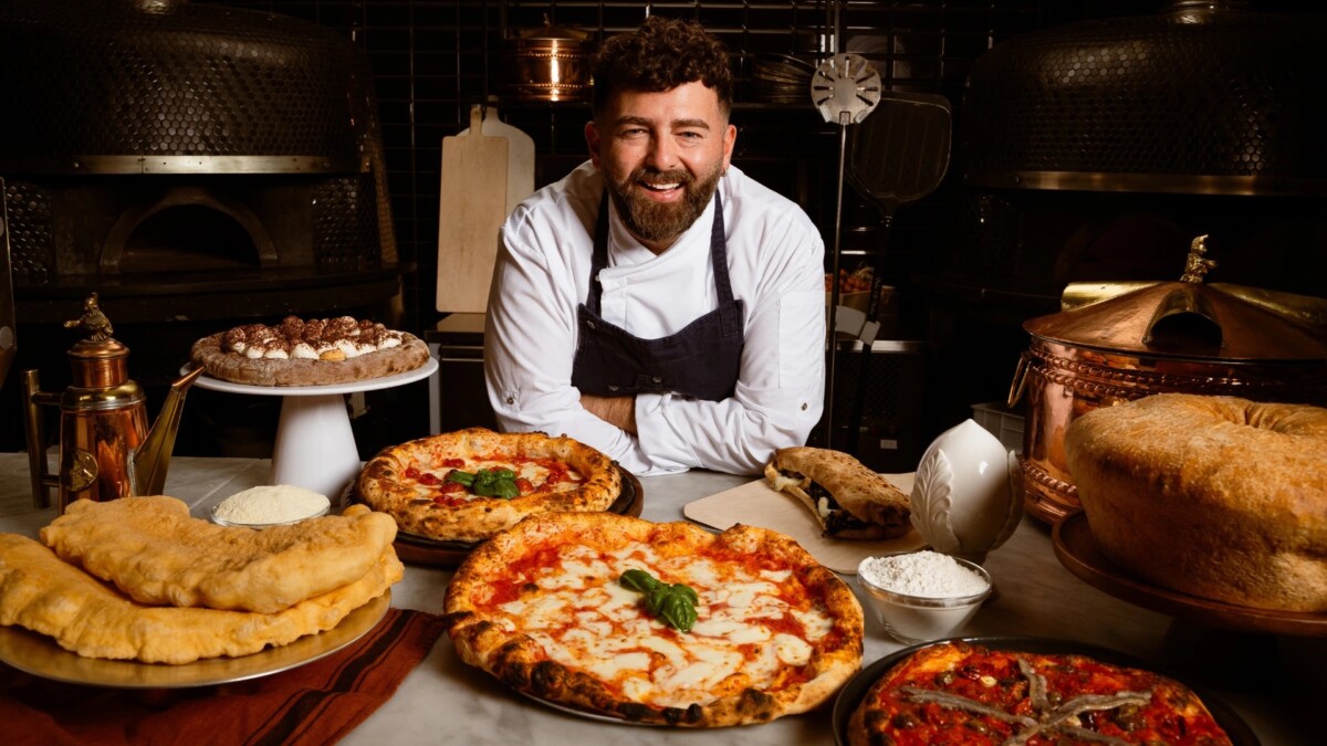 Vincenzo Capuano Neapolitan pizza with charred crust at the Singapore restaurant