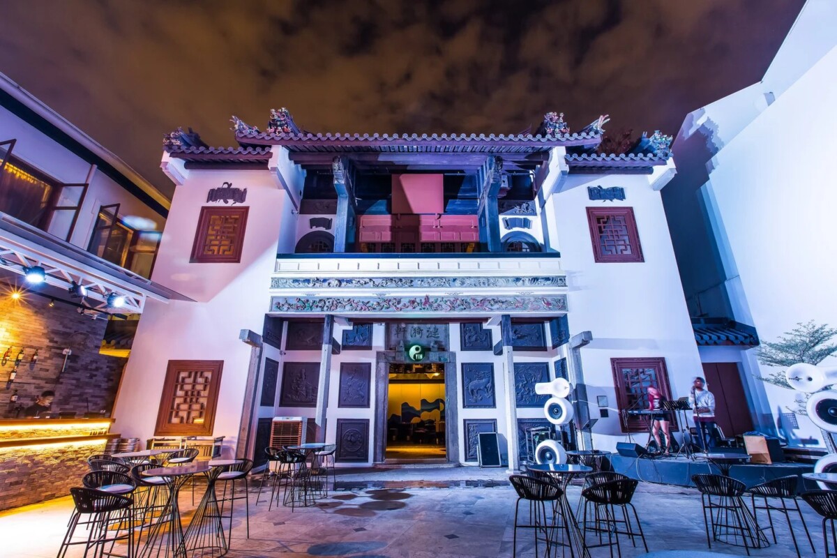 YIN at The Riverhouse, a heritage bar by the Singapore River